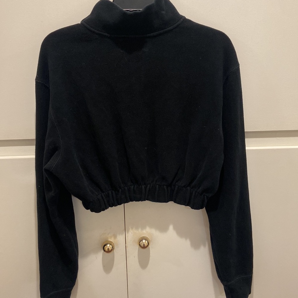 THRIFTED UPCYCLED POLO CROP LONG SLEEVE QUARTER ZIP - Picture 4 of 4